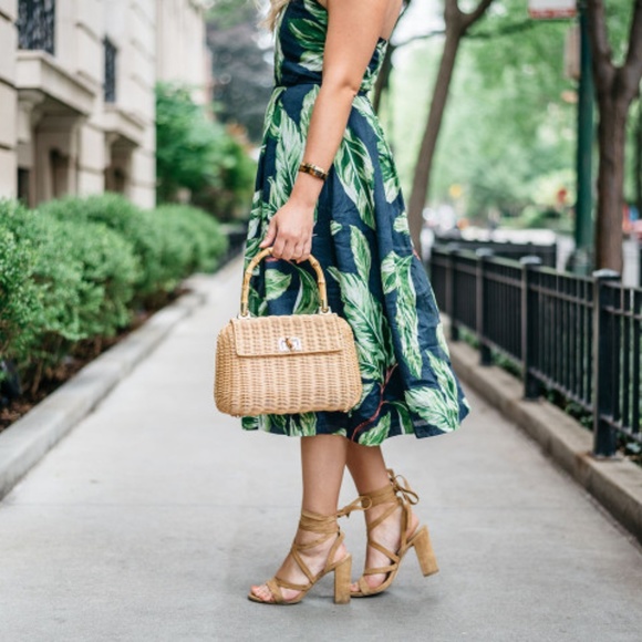 Ann Taylor Dresses & Skirts - Ann Taylor Amalfi Palm Print Dress